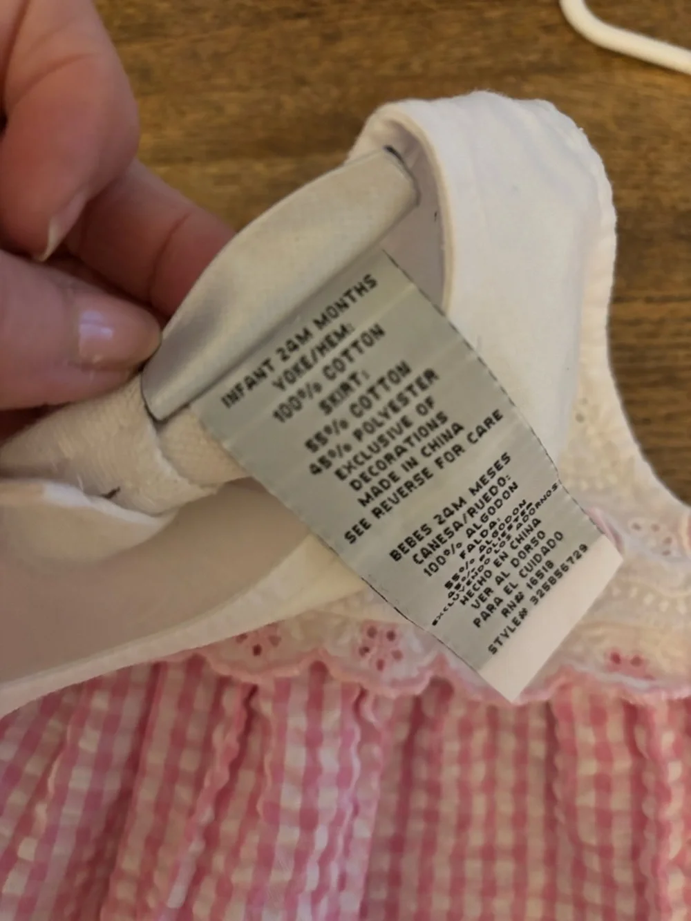 OshKosh Pink Gingham Dress & Youngland White Floral Embroidered Dress 18 & 24 M